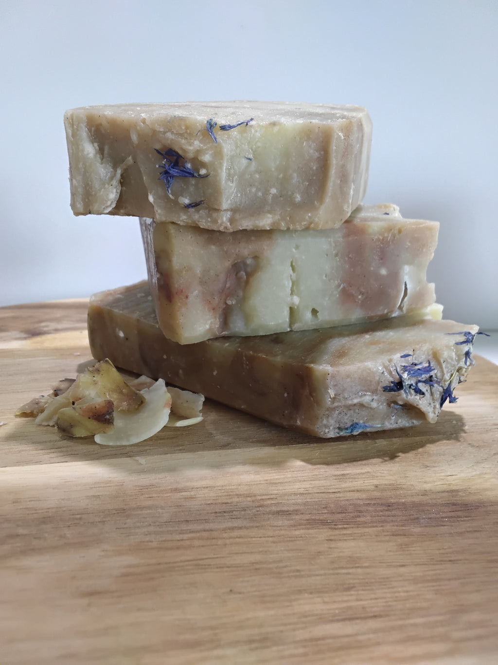 Viola Nera & Zafferano 4.5 Cold Processed Bar Soap oz