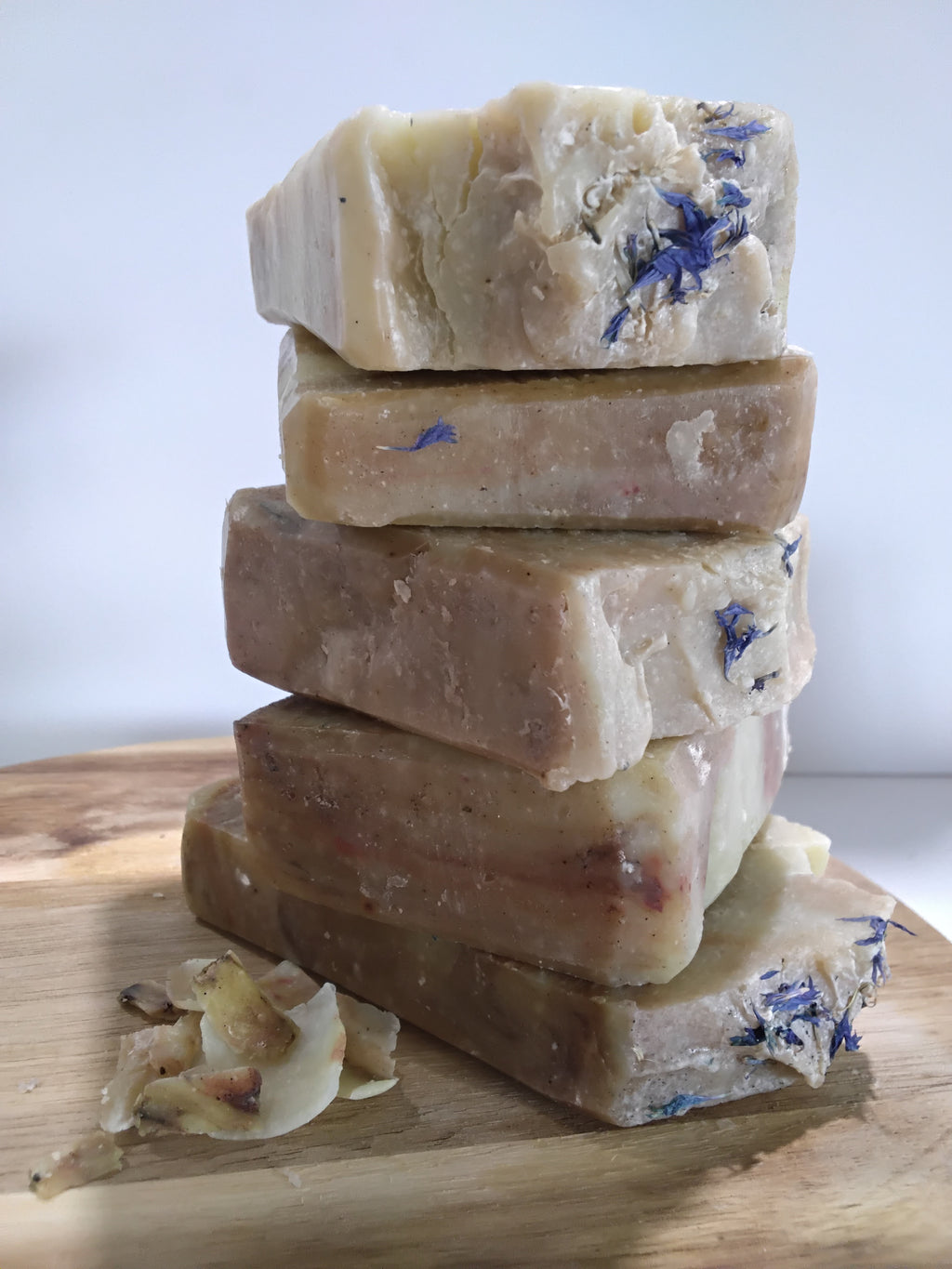 Viola Nera & Zafferano 4.5 Cold Processed Bar Soap oz