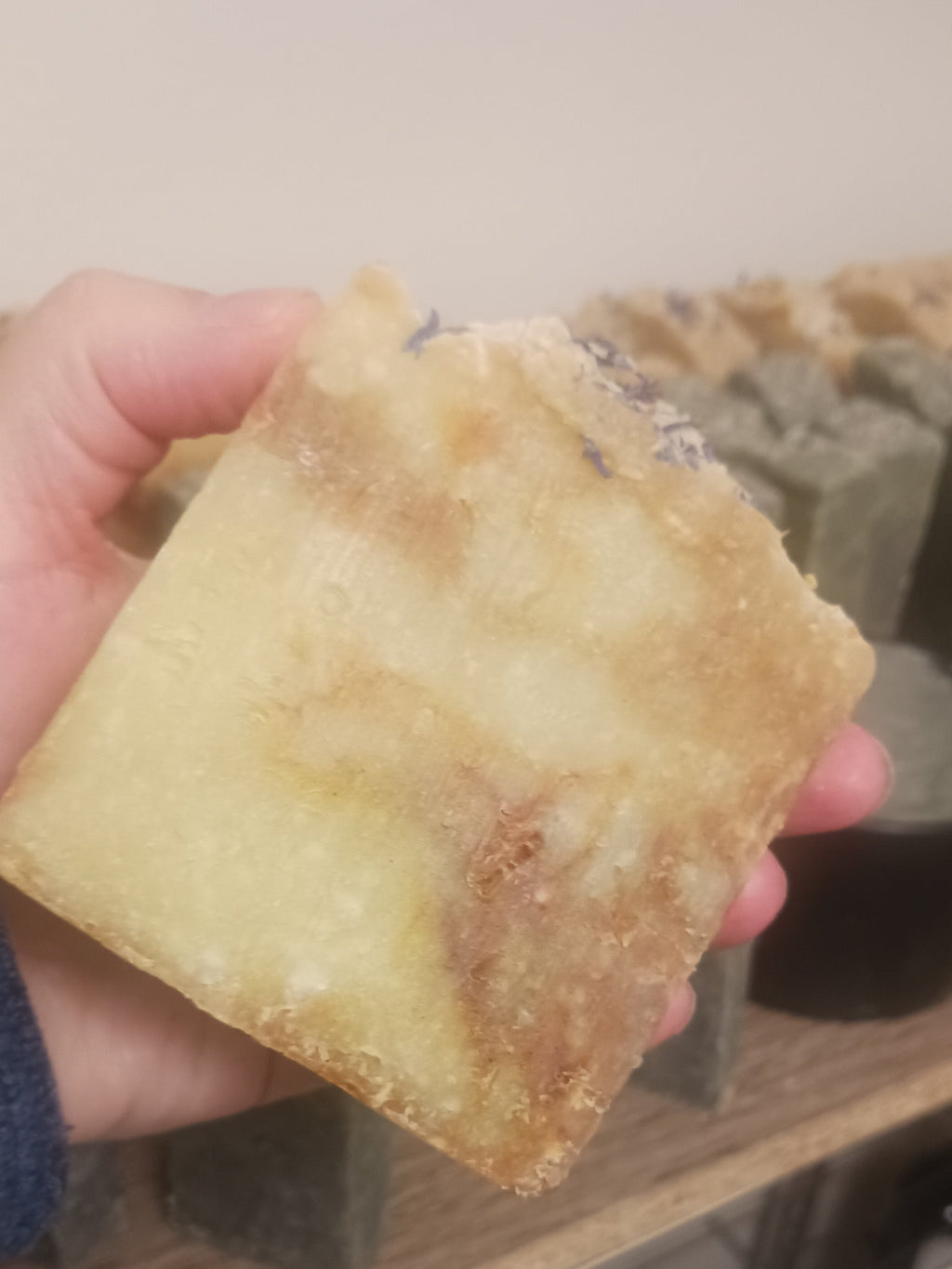 Viola Nera & Zafferano 6 oz Cold Processed Bar Soap 6 oz