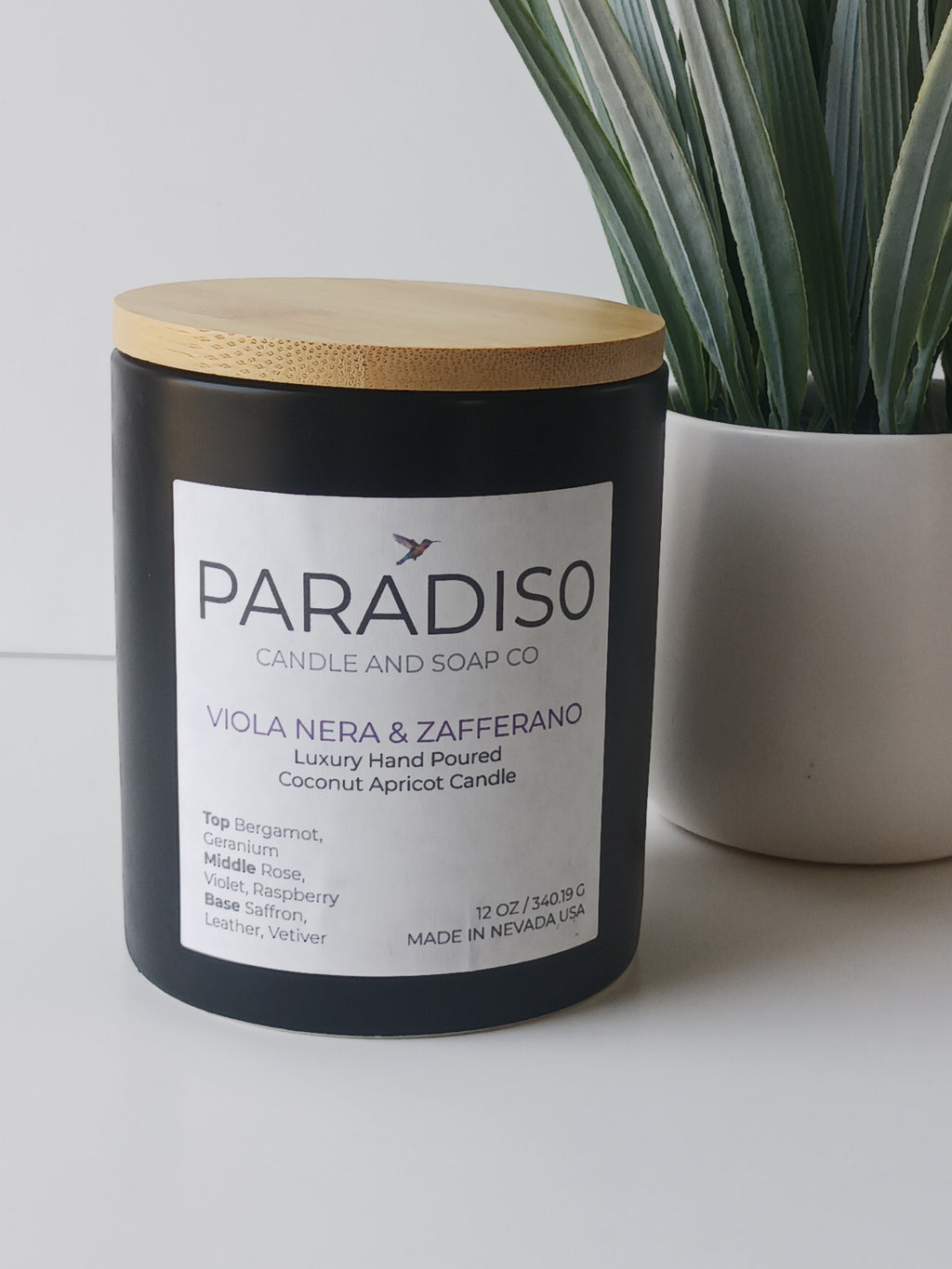 Viola Nera & Zafferano 12 oz Luxury 2-Wick Coconut Apricot Candle