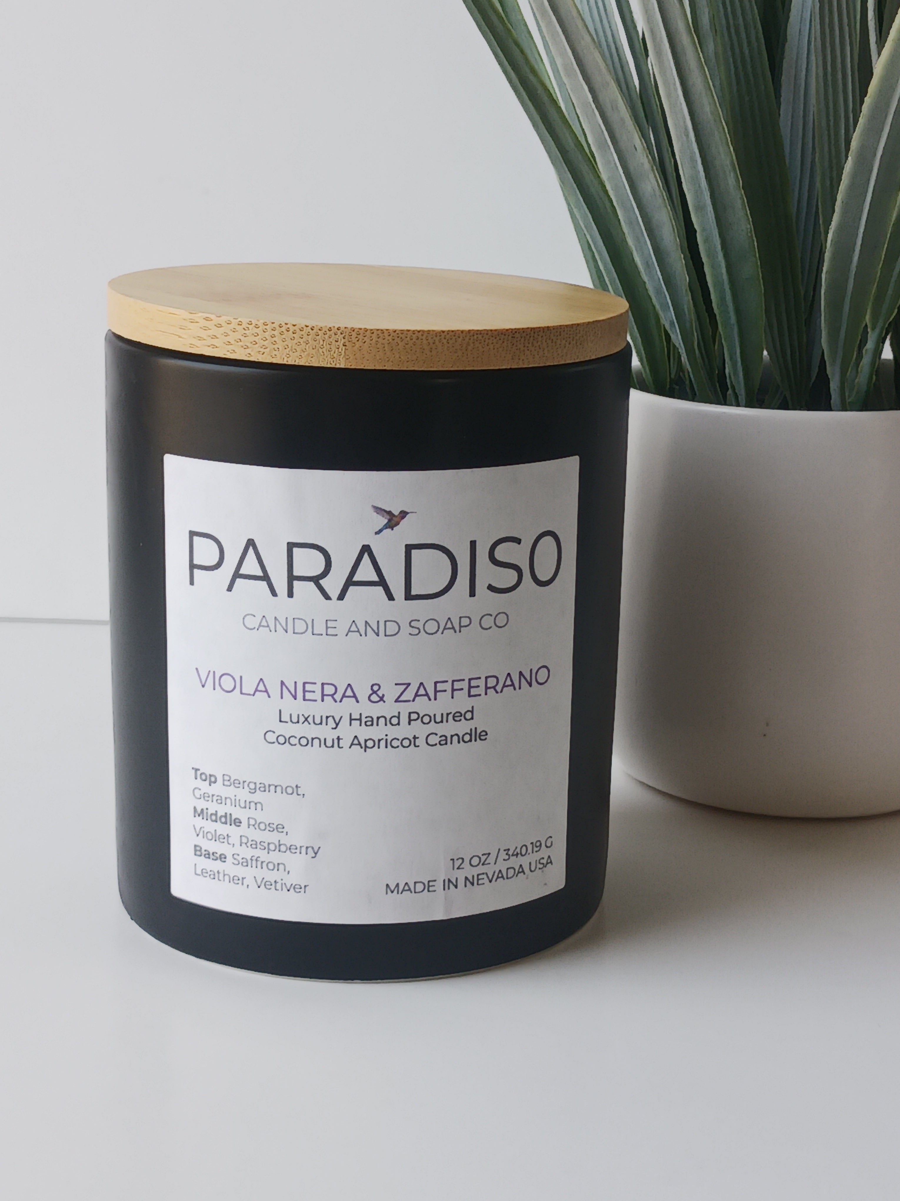 Viola Nera & Zafferano 12 oz Luxury 2-Wick Coconut Apricot Candle