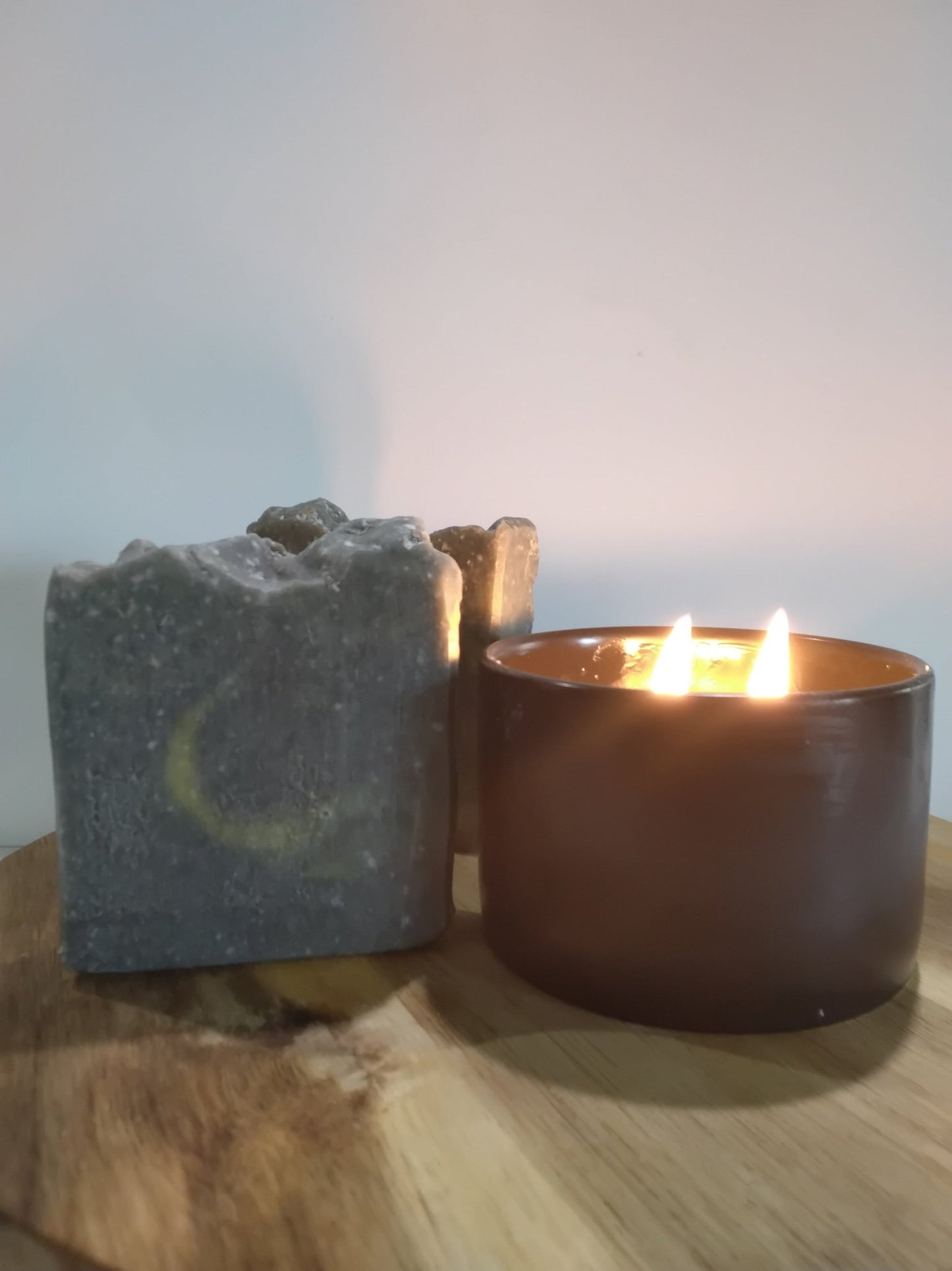 Carbone e Albero del Tè 4.5 oz Cold Processed Bar Soap - Paradiso Candle And Soap Co